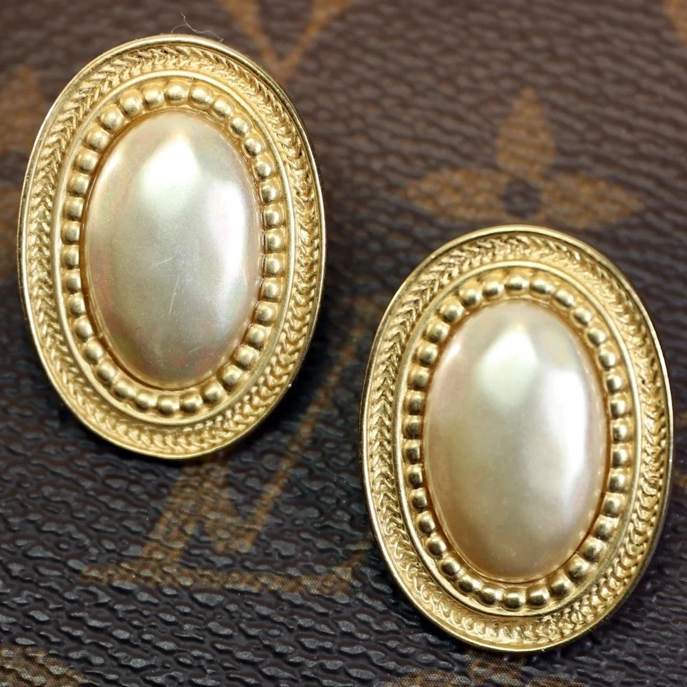 Carolee Oval Earrings in Gold Pierced Setting *signed*